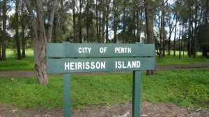 Bienvenue à Heirisson Island